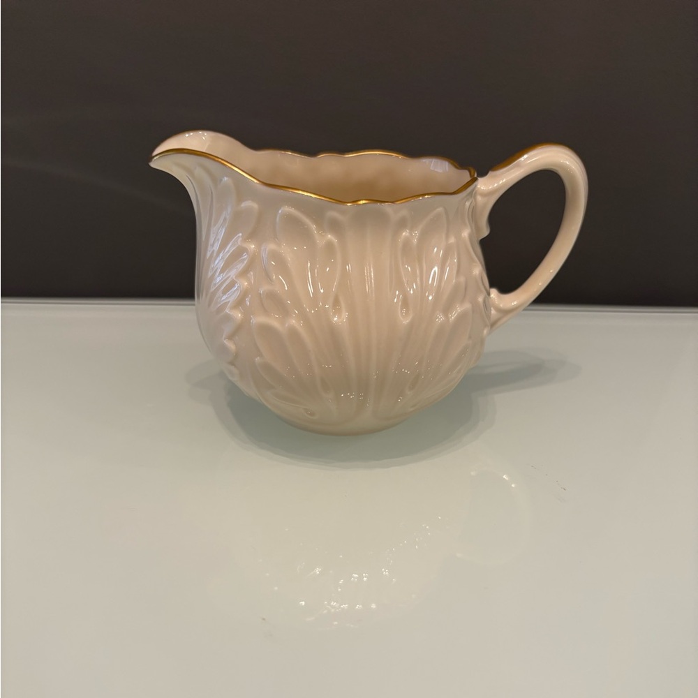 Lenox Cottage porcelain creamer, with embossed leaf designs and 24K gold trim.